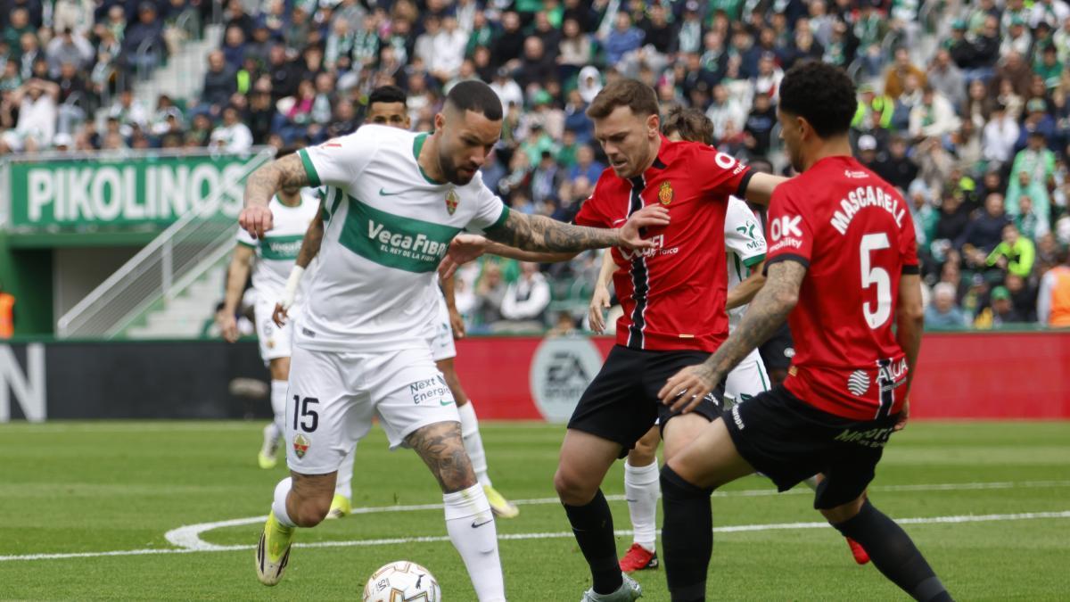 Tete Morente prépare Elche pour un combat physique contre Valencia