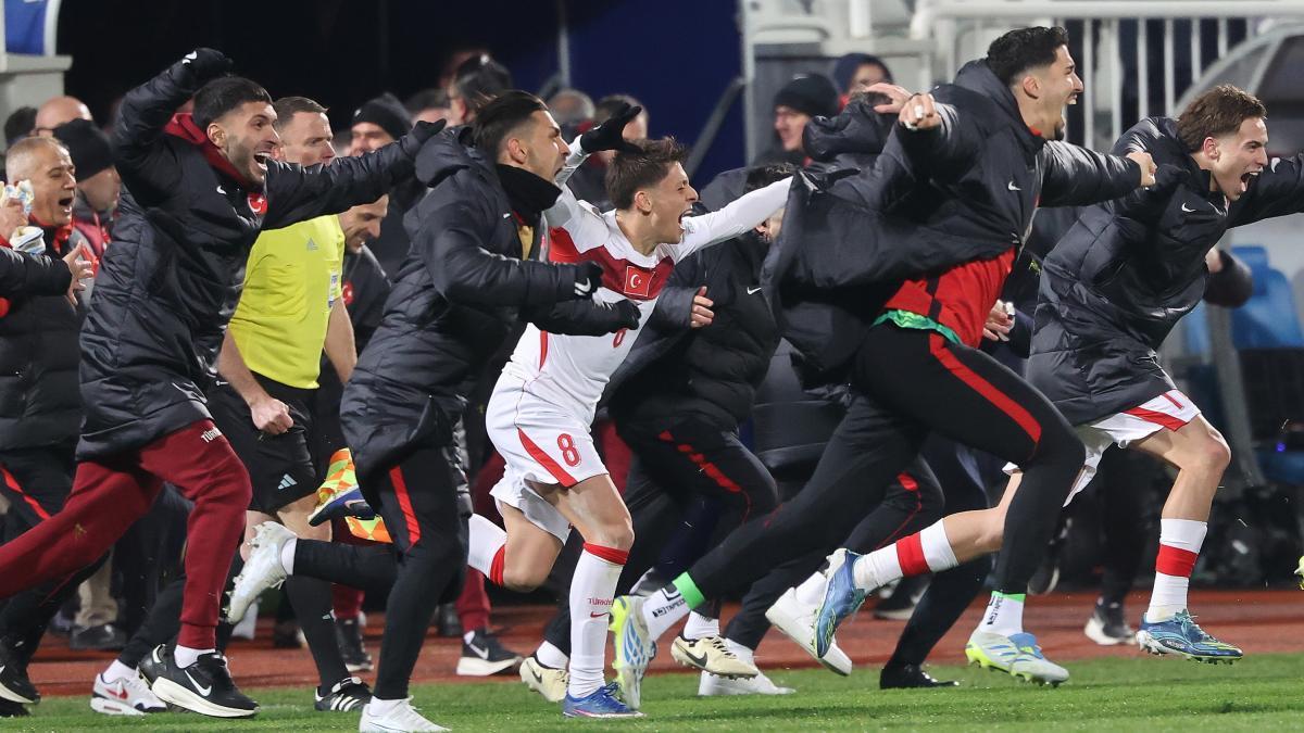 Türkiye retrouve la Coupe du monde grâce à Güler et Yildiz
