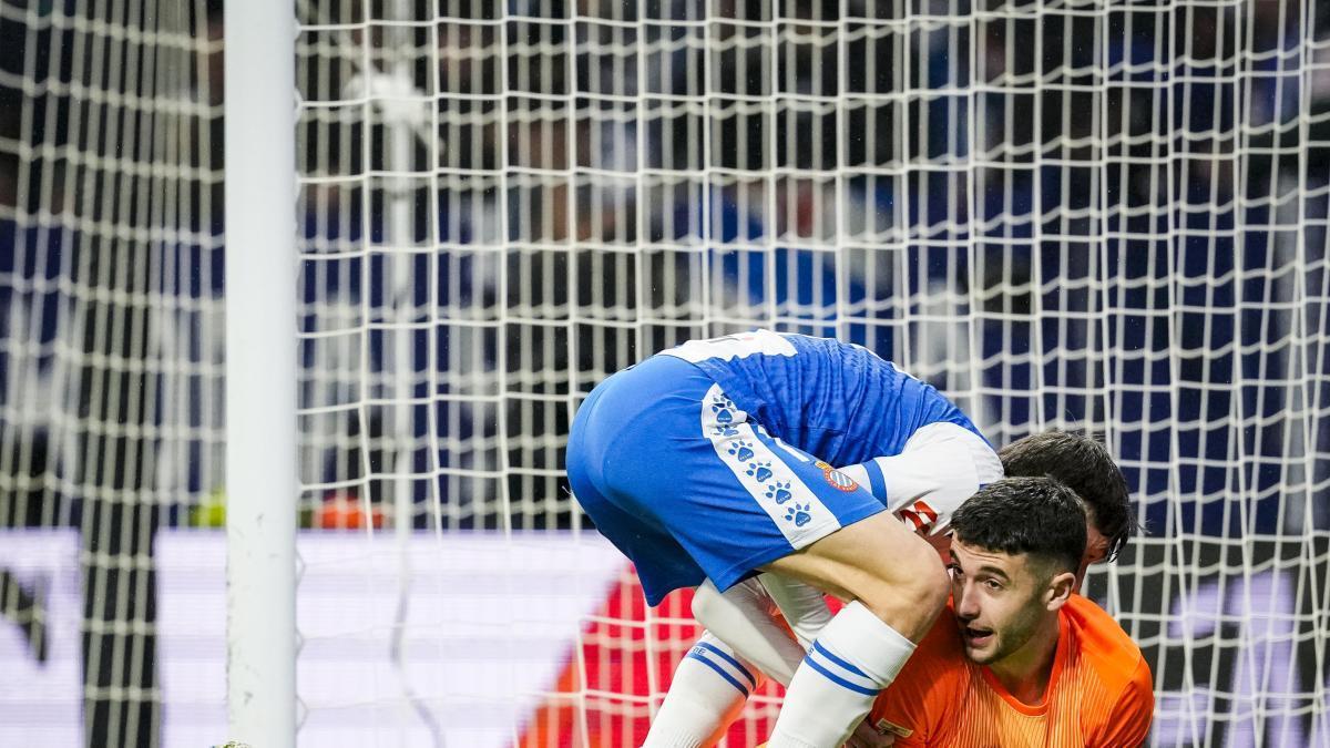 Joan García dans le viseur d'Alan Pace : l'avenir du gardien espagnol