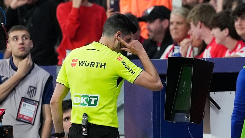 Real Madrid : Sa chaîne TV dénonce l'arbitrage du Clasico Atlético-Barça